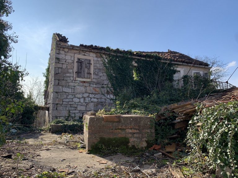 Read more about the article Stone ruin in Bogisici