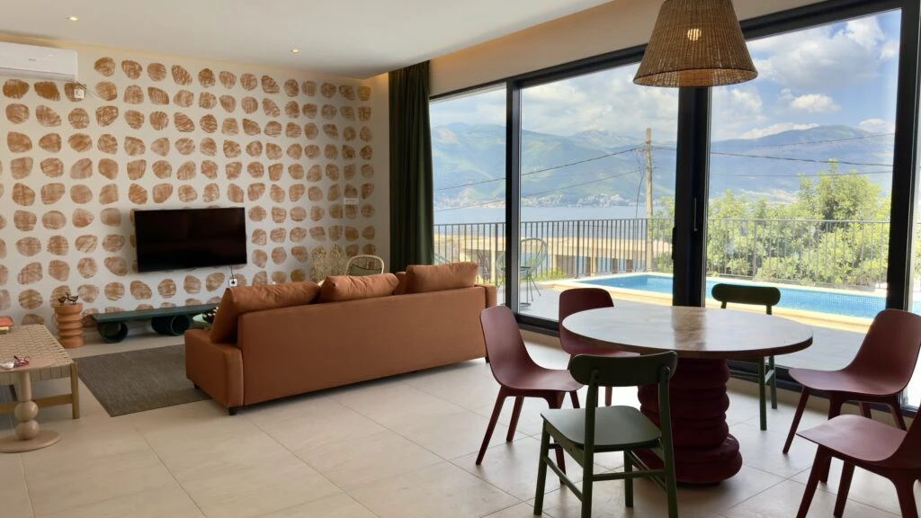 Elegantna vila sa dve spavaće sobe i panoramskim pogledom