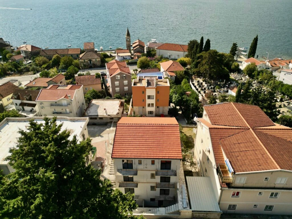 STANOVI OD 45 M2 DO 110 M2 | TIVAT, DONJA LASTVA