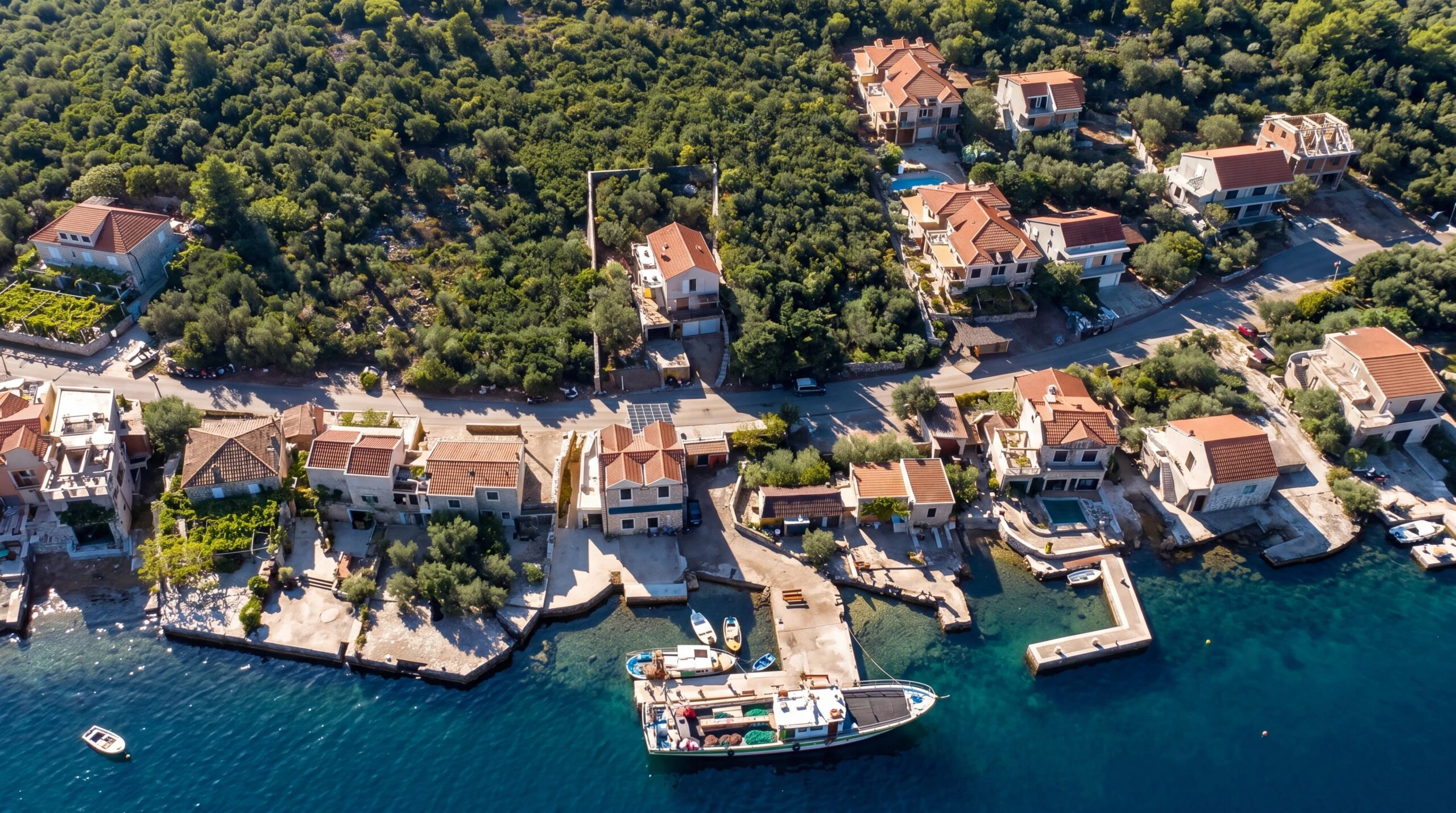 Plac za izgradnju u Đuraševićima sa 2.568,51 m2 urbanizovanog zemljišta