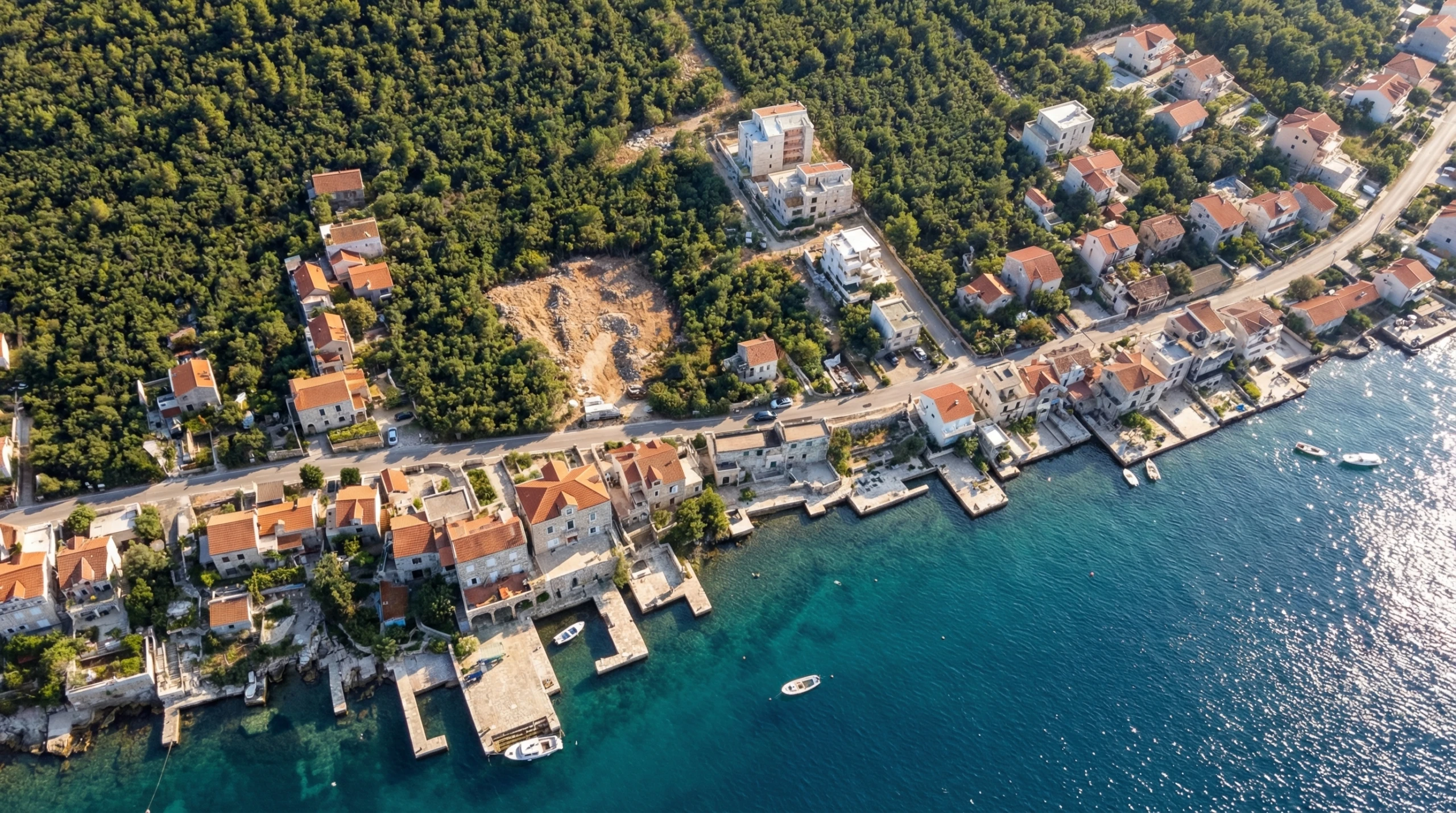 Large-scale development land package of 37,206 m2 in Krtole